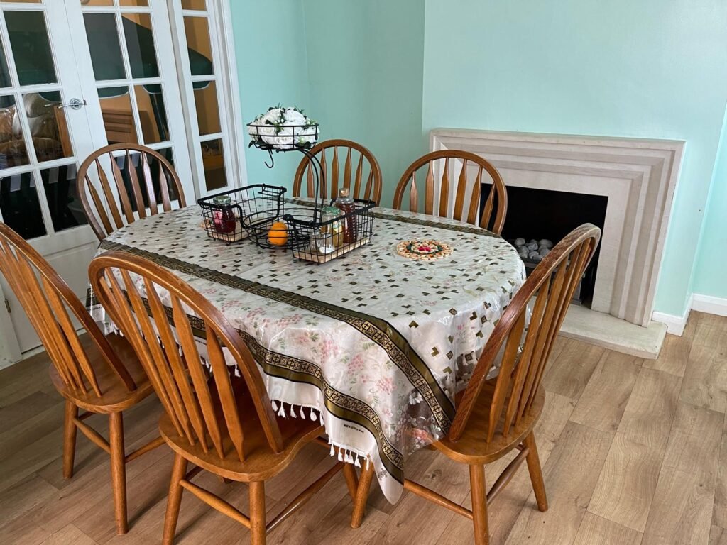 Dining room-Facilities